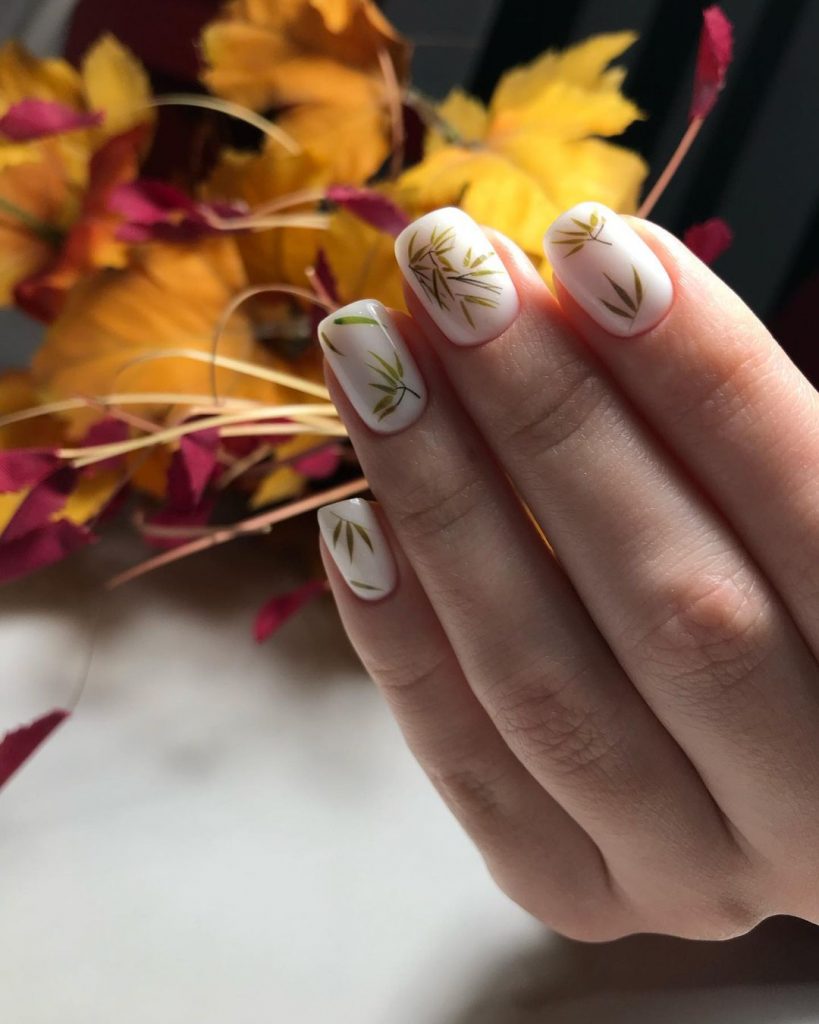 Top Fall Flowers Nail Art Designs for 2024 25 Ideas: Embrace the Beauty of Autumn