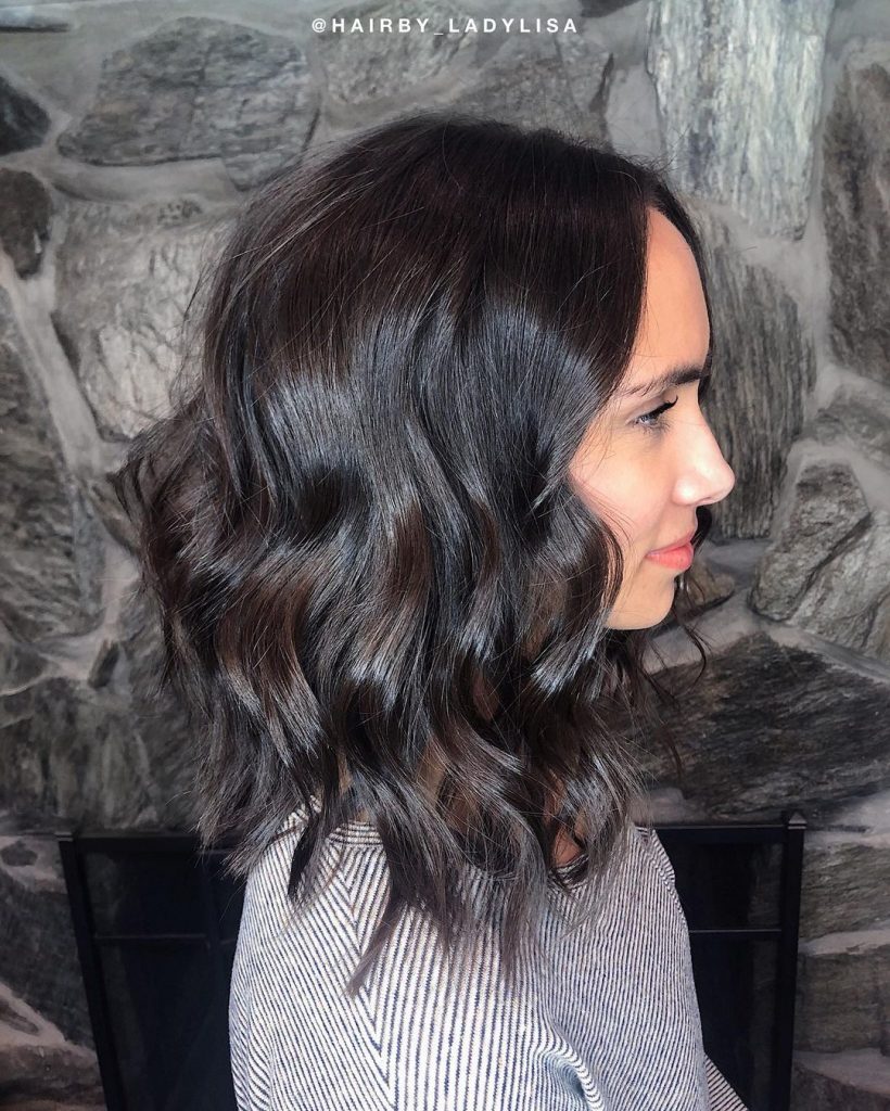 Stunning Winter Medium Haircuts to Keep You Stylish All Season 25 Ideas