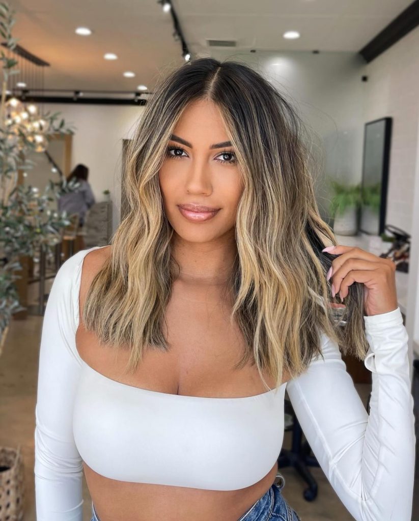 Mid Length Haircut 2025 23 Ideas: The Best Styles to Try Now