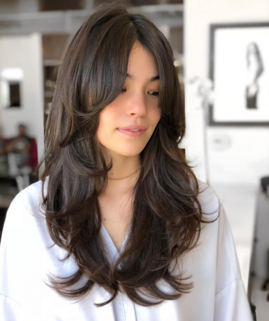 Stunning Winter Medium Haircuts to Keep You Stylish All Season 25 Ideas