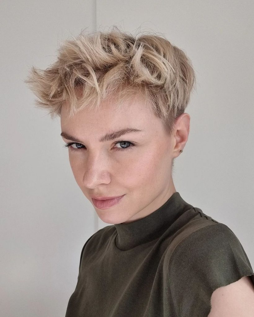 Winter Pixie Haircuts 24 Ideas: The Best Styles to Embrace This Season