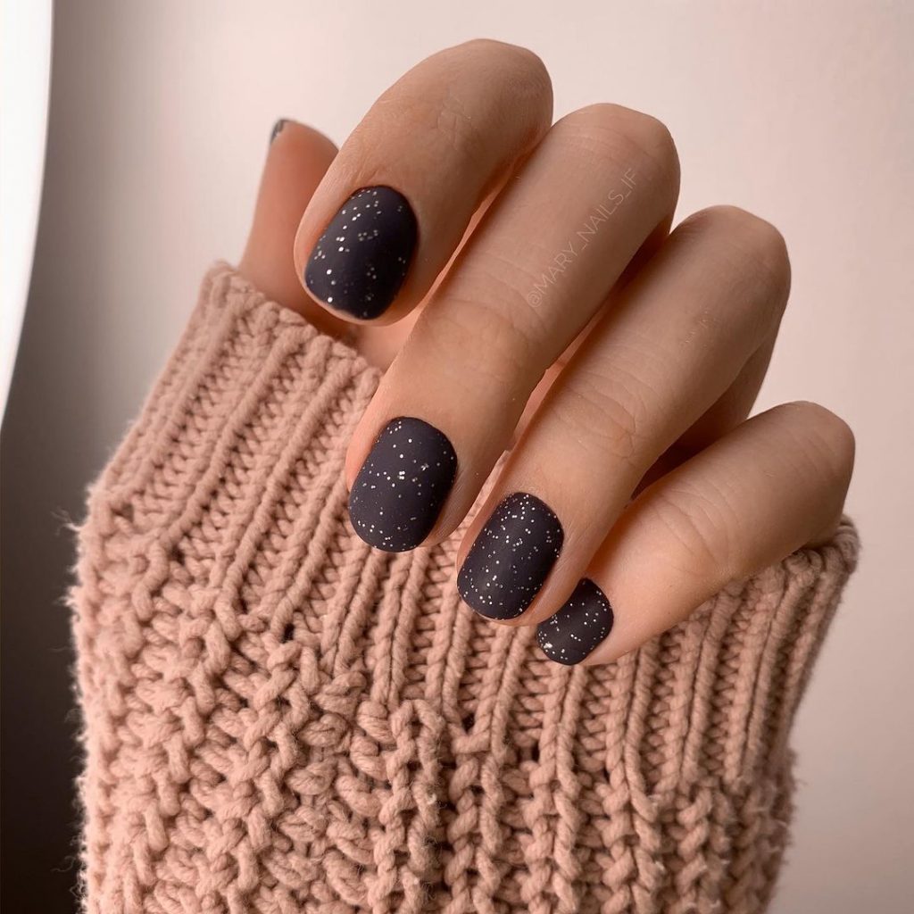 Winter Nails Colors for Women Over 40 27 Ideas