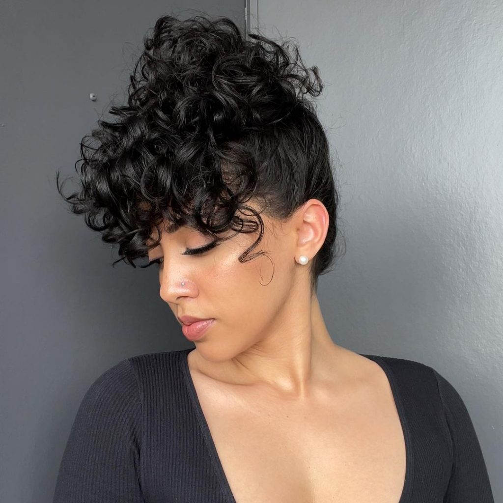 Stunning Winter Formal Hairstyles 2024 - 2025: Elegant 20 Ideas for Every Hair Type