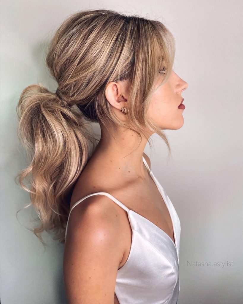 Festive Christmas Hairstyles to Shine This Holiday Season 26 Ideas