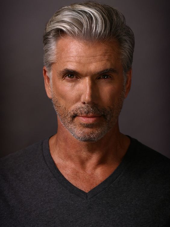 Trendy Hairstyles for Men Over 50 - 2025: Best Looks to Stay Stylish and Modern 20 Ideas