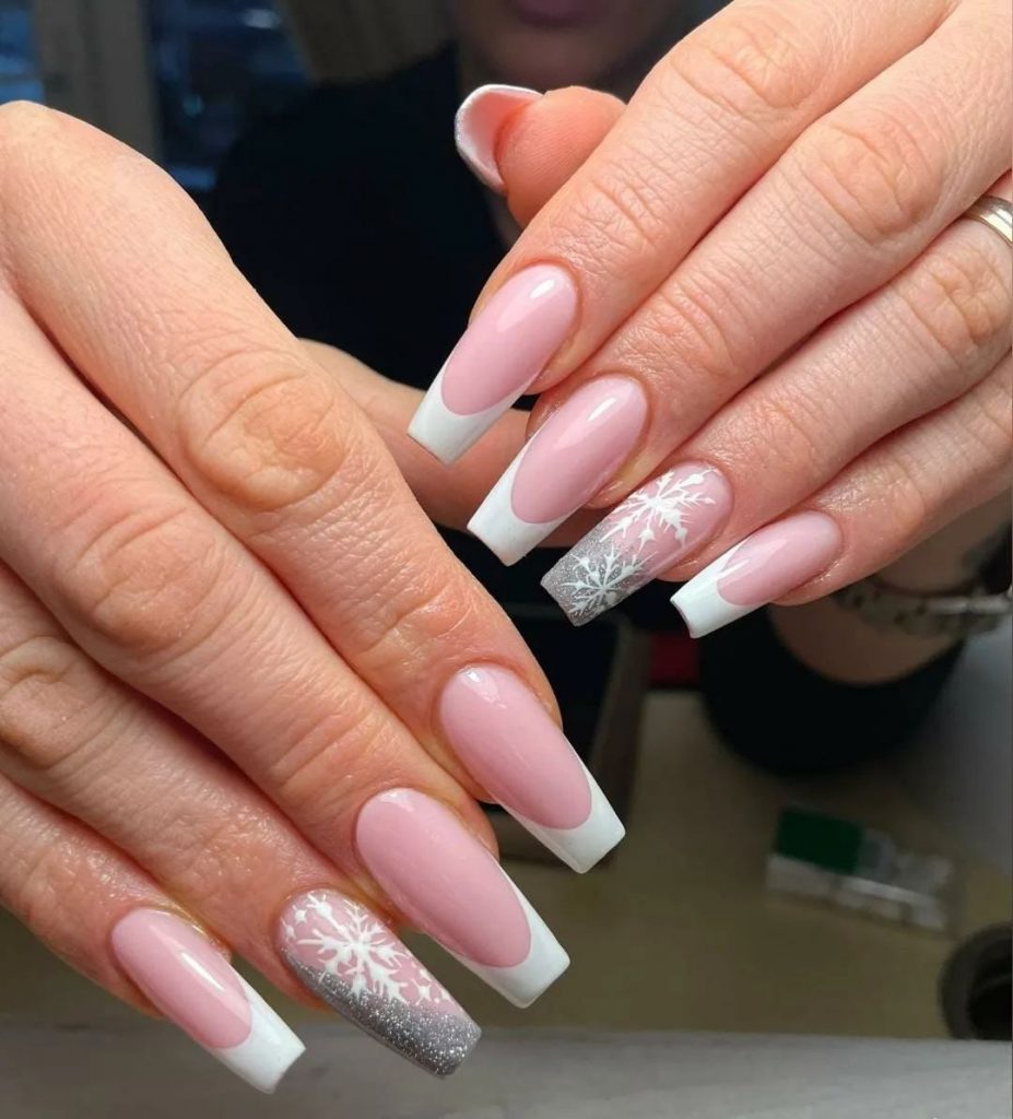 Snowflake Nails 21 Ideas 2024-2025: Winter’s Magical Nail Art Trends