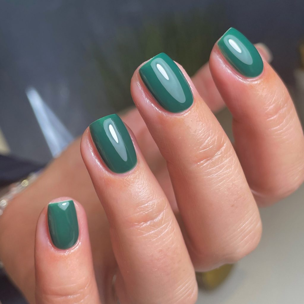 Winter Nails Square 2024 - 2025: Inspiring Looks for the Season