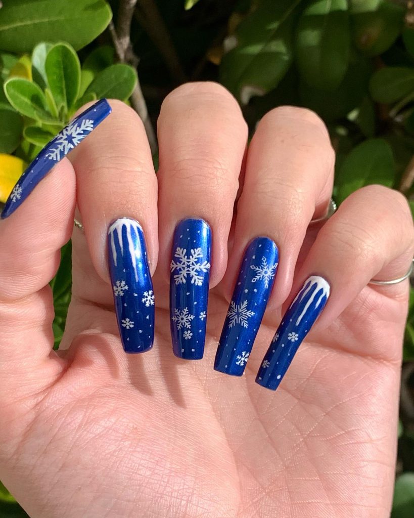 Snowflake Nails 21 Ideas 2024-2025: Winter’s Magical Nail Art Trends