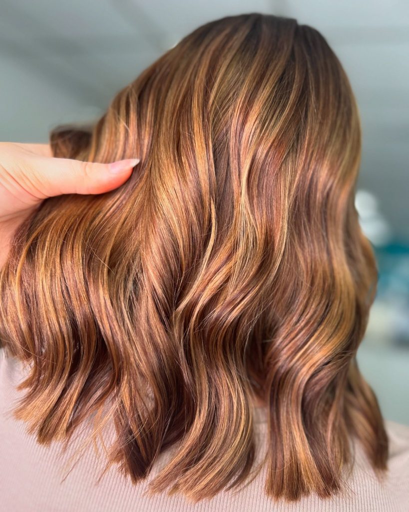 Caramel Hair Color 2025 21 Ideas: Warm and Radiant Trends for the New Year