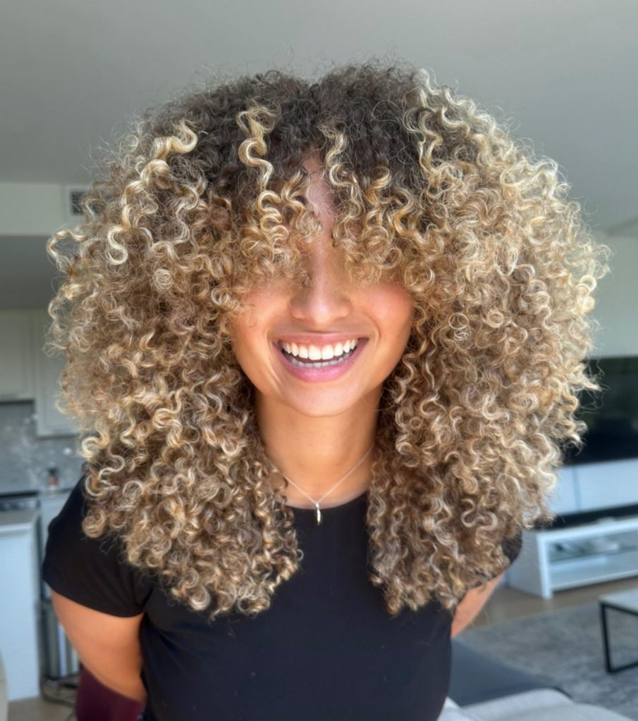 Short Curly Hair with Layers 23 Ideas 2025: Effortless Styles for Every Woman