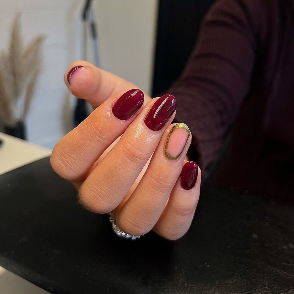 Winter Short Nails: 25 Ideas and Inspo for Your Seasonal Look