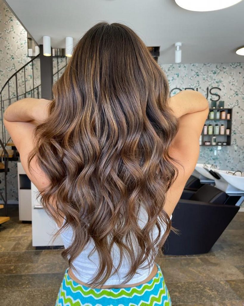 Caramel Hair Color 2025 21 Ideas: Warm and Radiant Trends for the New Year