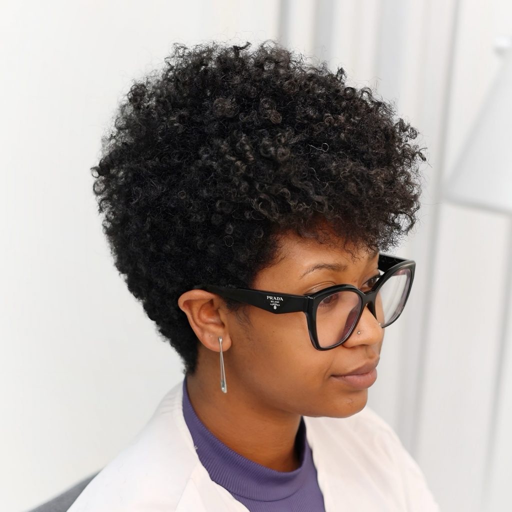 Short Curly Haircuts for 2025: Embrace Your Natural Curls with Trendy Styles 22 Ideas