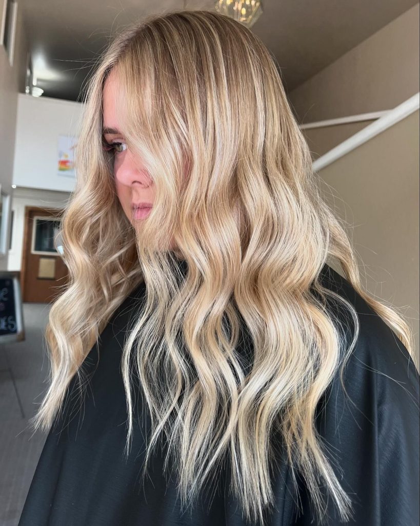 Buttery Blonde Hair Color 2025: Top Trends and Stunning 22 Ideas for a Radiant Look