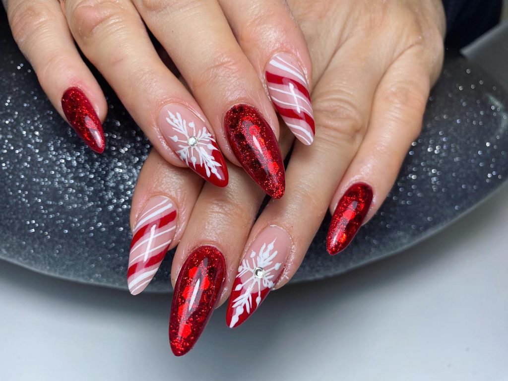 Winter Nails Acrylic 2024 - 2025: A Season of Boldness and Elegance 22 Ideas