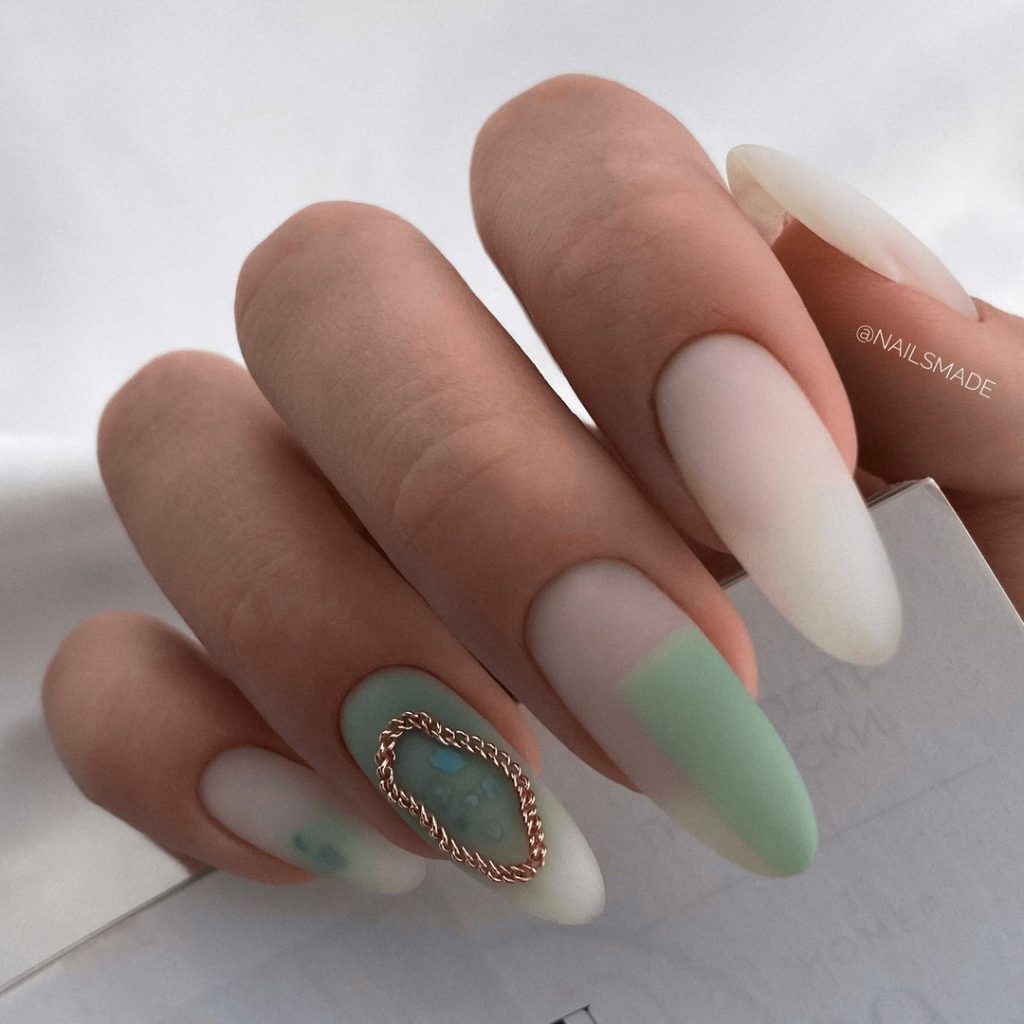 Almond Nails Winter 2024 - 2025: Chic and Timeless 22 Ideas for the Season