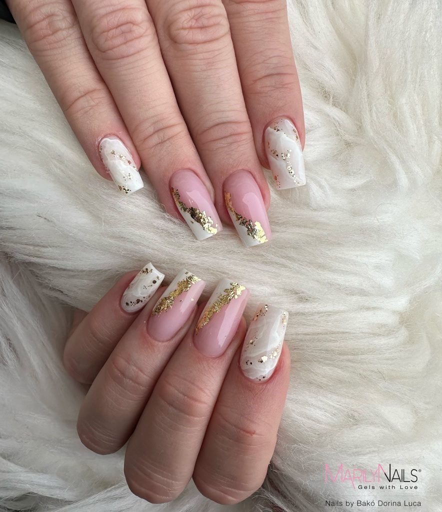 Winter Nails Acrylic 2024 - 2025: A Season of Boldness and Elegance 22 Ideas