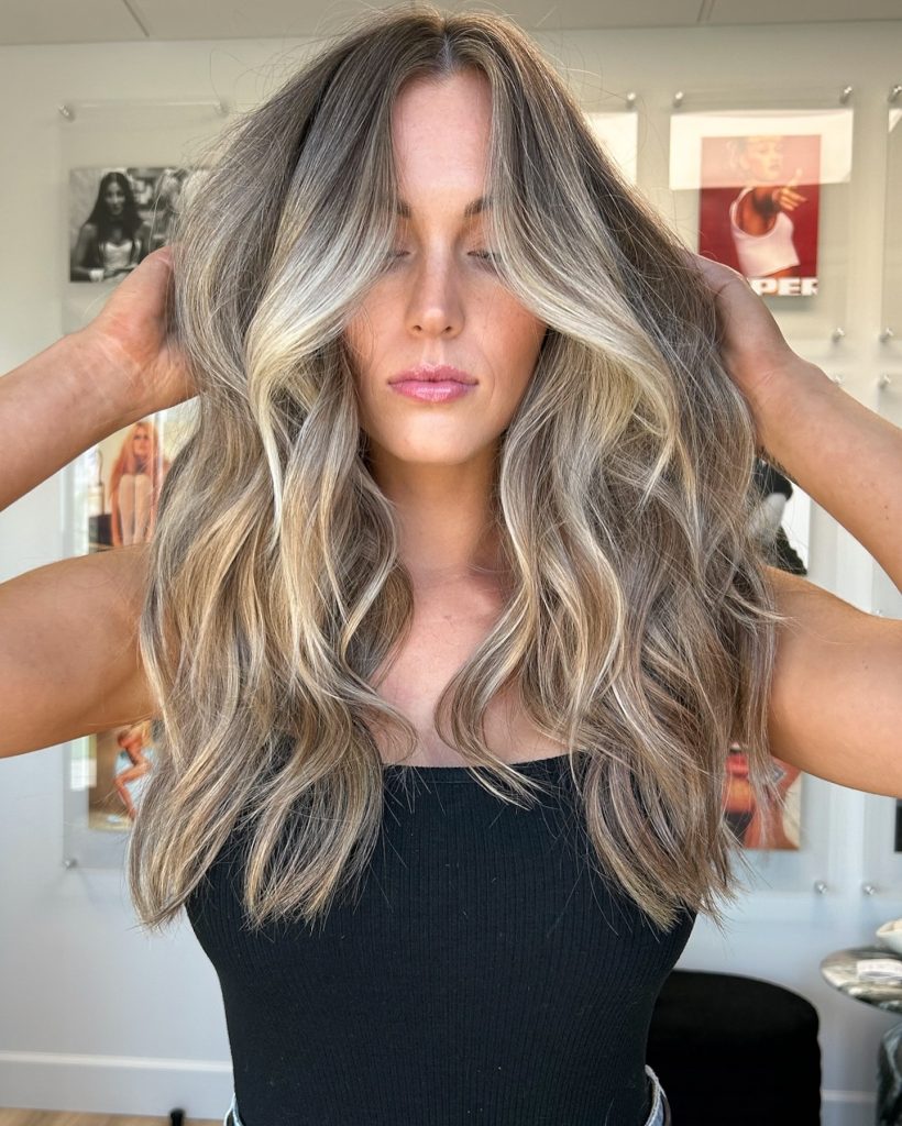 Bronde Hair Color 2025: The Perfect Balance for Every Season 23 Ideas