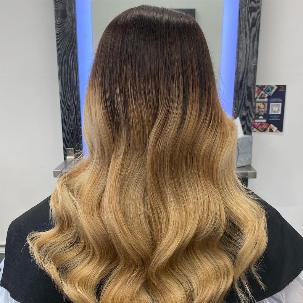 Golden Ombre Hair Color 2025: A Radiant Trend for All Seasons 21 Ideas