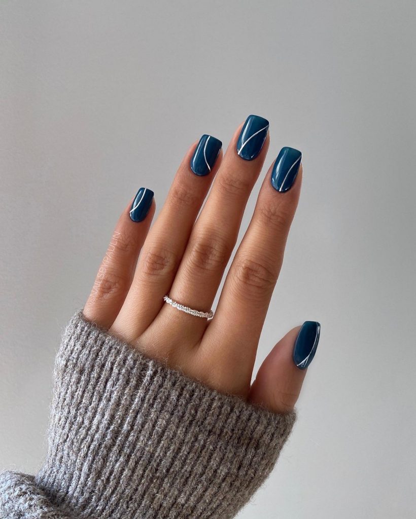 Simple Winter Nails 2024 - 2025: Stunning Ideas for the Season