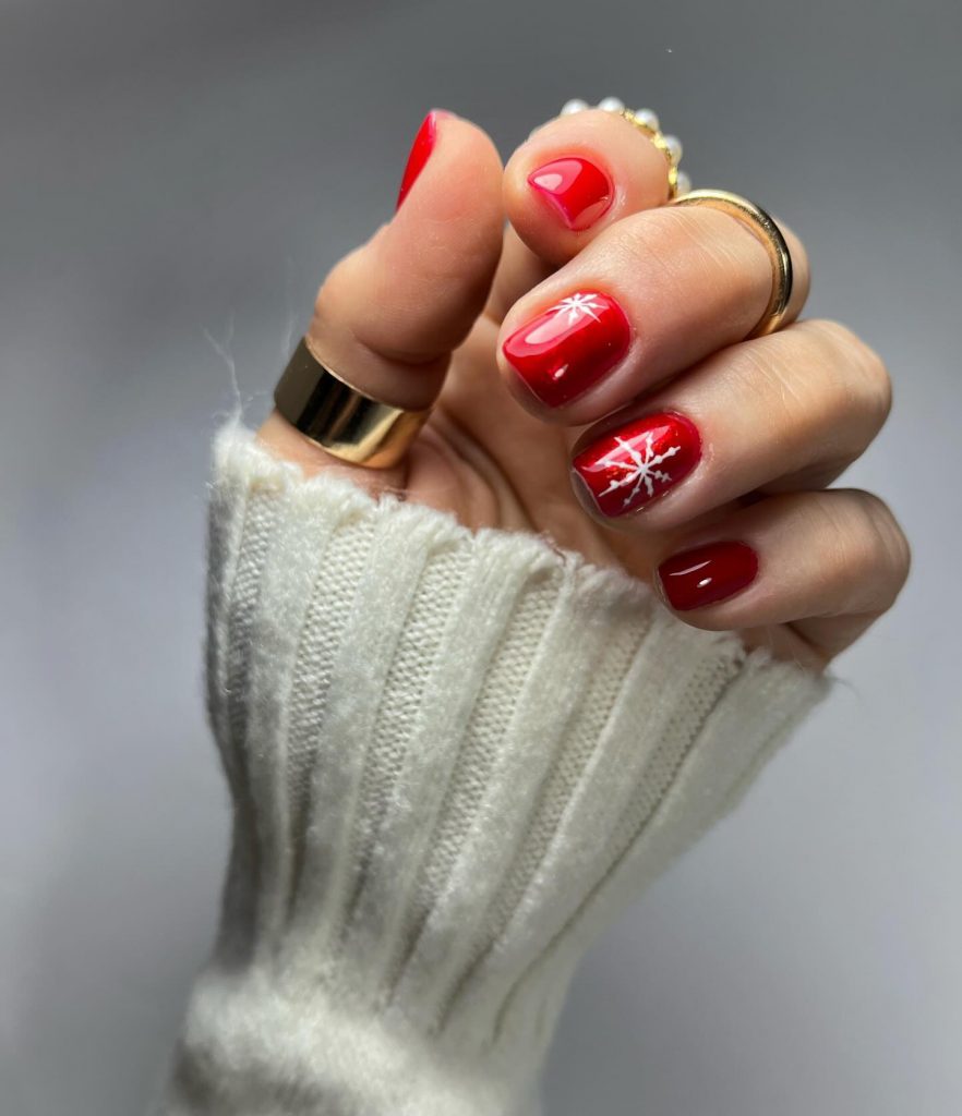 Snowflake Nails 21 Ideas 2024-2025: Winter’s Magical Nail Art Trends