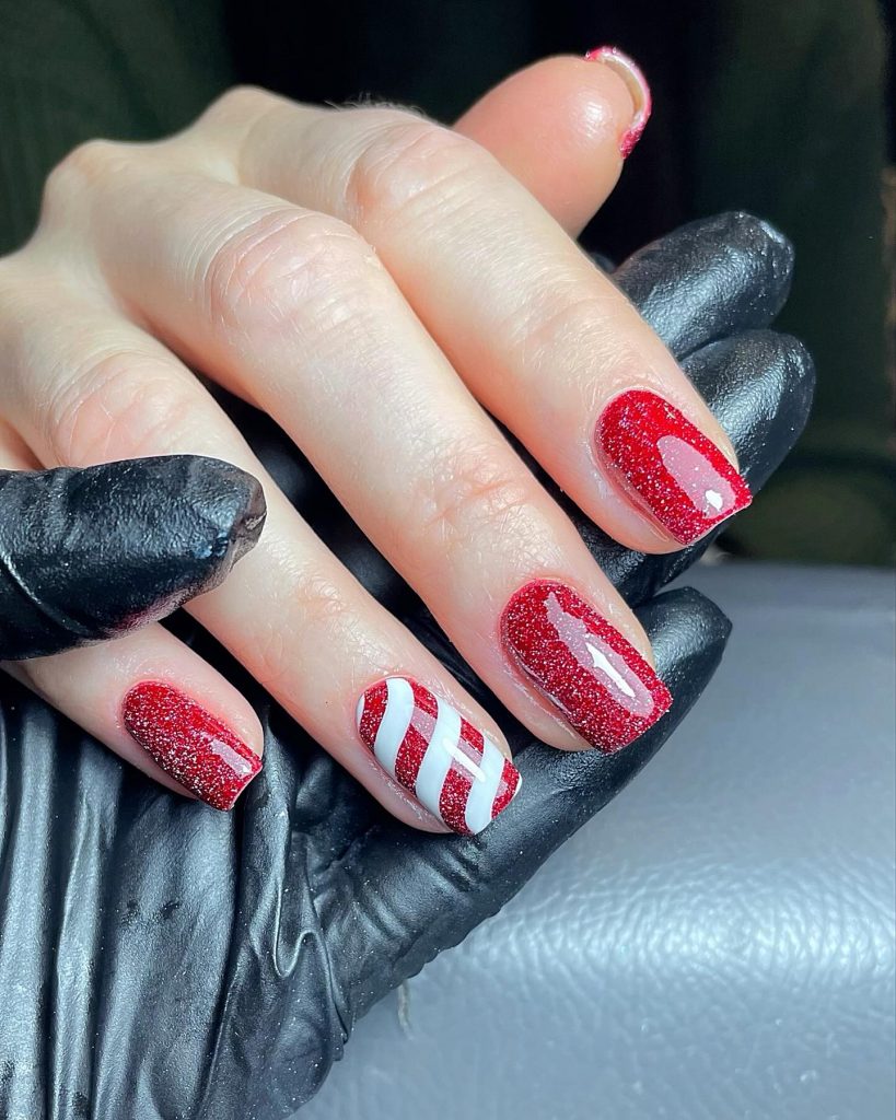 Winter Nail Designs 2024 - 2025: Chic and Elegant 23 Ideas for the Season