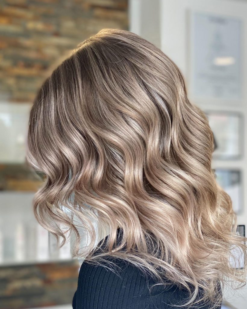 Beige Blonde Hair Color 2025: Elevating Your Look 23 Ideas