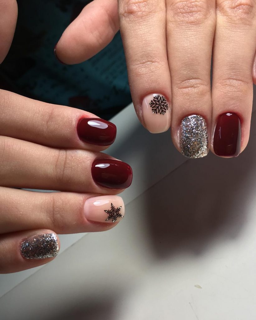 Winter Short Nails: 25 Ideas and Inspo for Your Seasonal Look