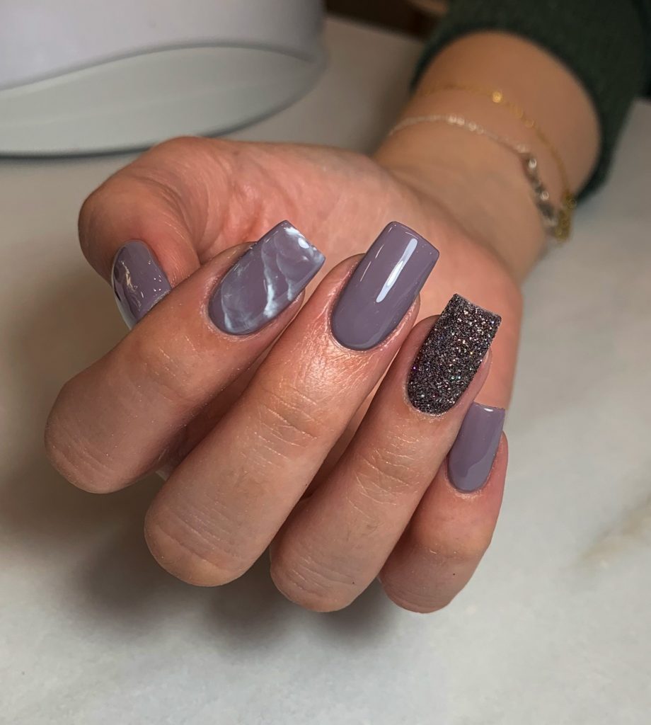 Winter Nails Square 2024 - 2025: Inspiring Looks for the Season