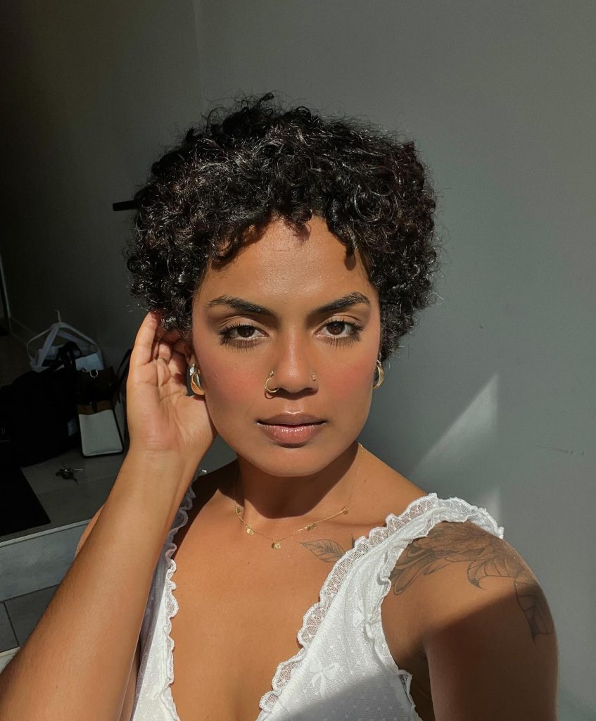 Short Curly Haircuts for 2025: Embrace Your Natural Curls with Trendy Styles 22 Ideas