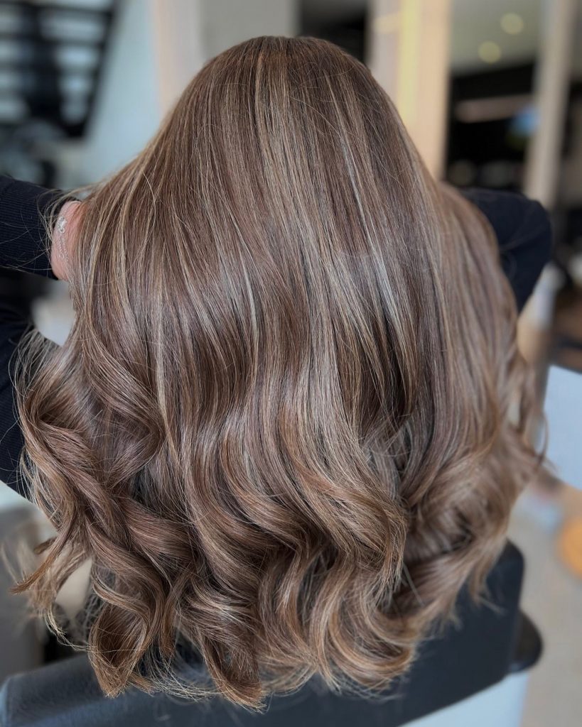 Bronde Hair Color 2025: The Perfect Balance for Every Season 23 Ideas