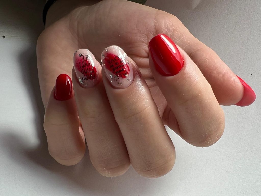 Red Holiday Nails 2024 - 2025: Festive Inspiration for Every Style 22 Ideas