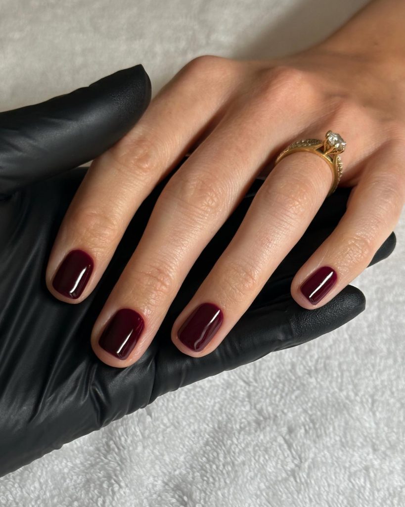 Winter Nails Colors: Trendy 25 Ideas to Brighten the Cold Season