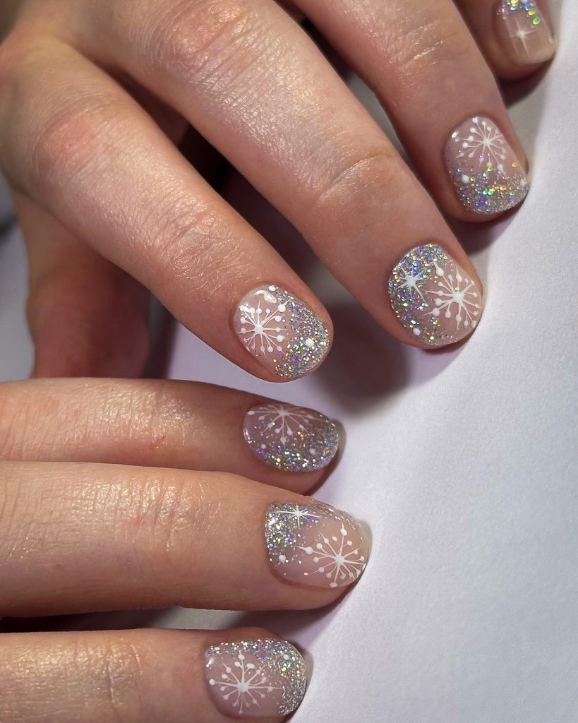 Short Winter Nails 2024 - 2025: Timeless Designs for the Season