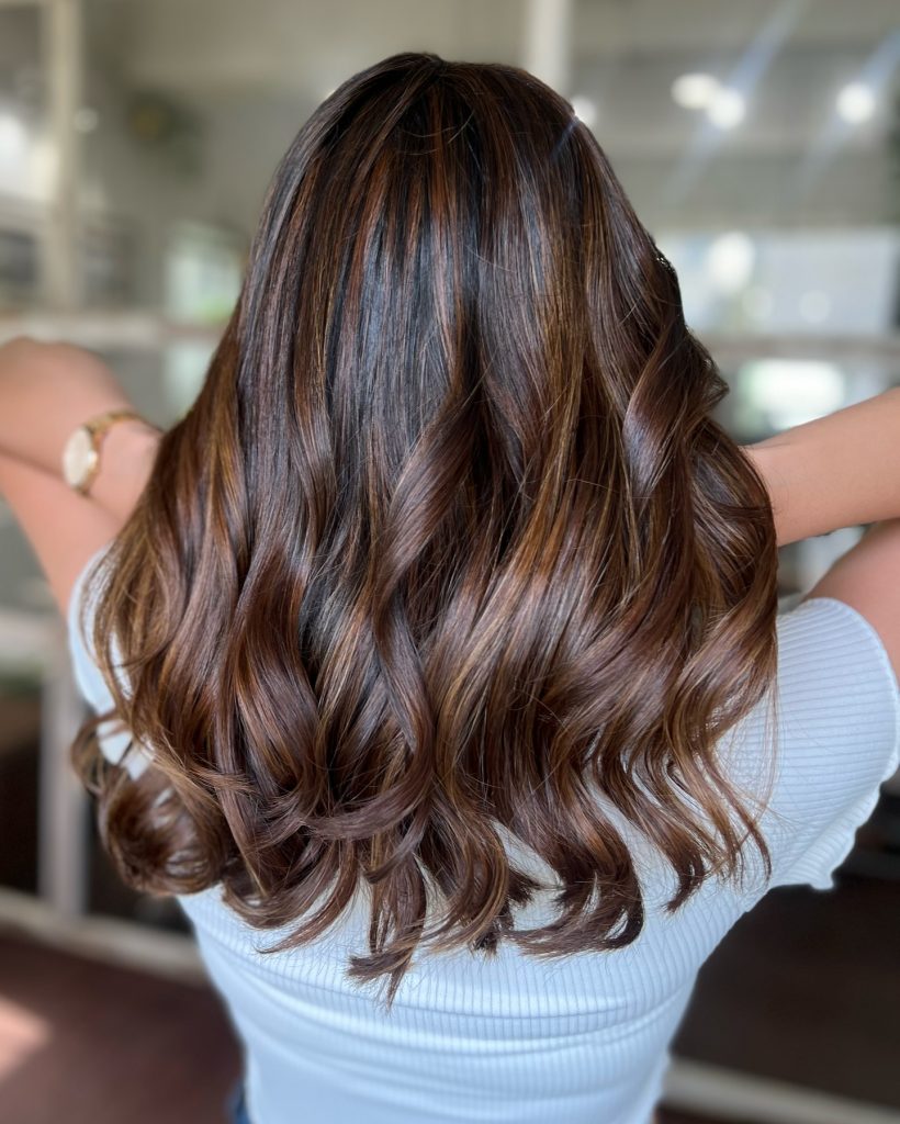 Caramel Hair Color 2025 21 Ideas: Warm and Radiant Trends for the New Year