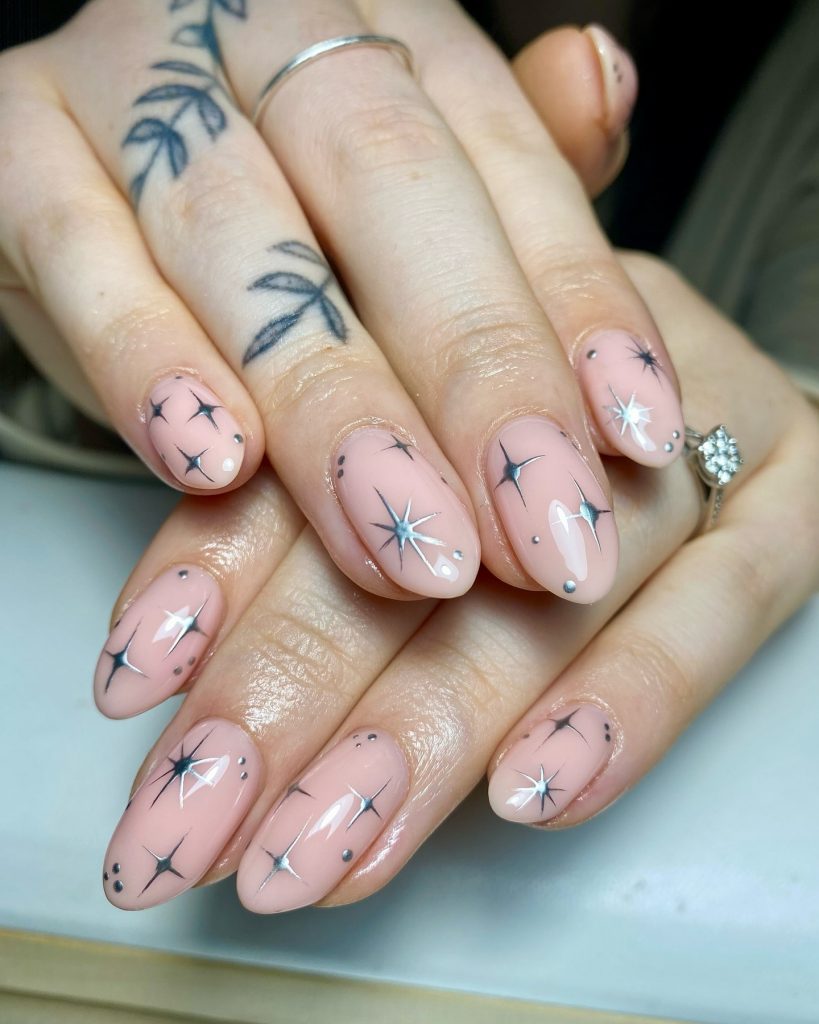 Winter Nail Designs 2024 - 2025: Chic and Elegant 23 Ideas for the Season