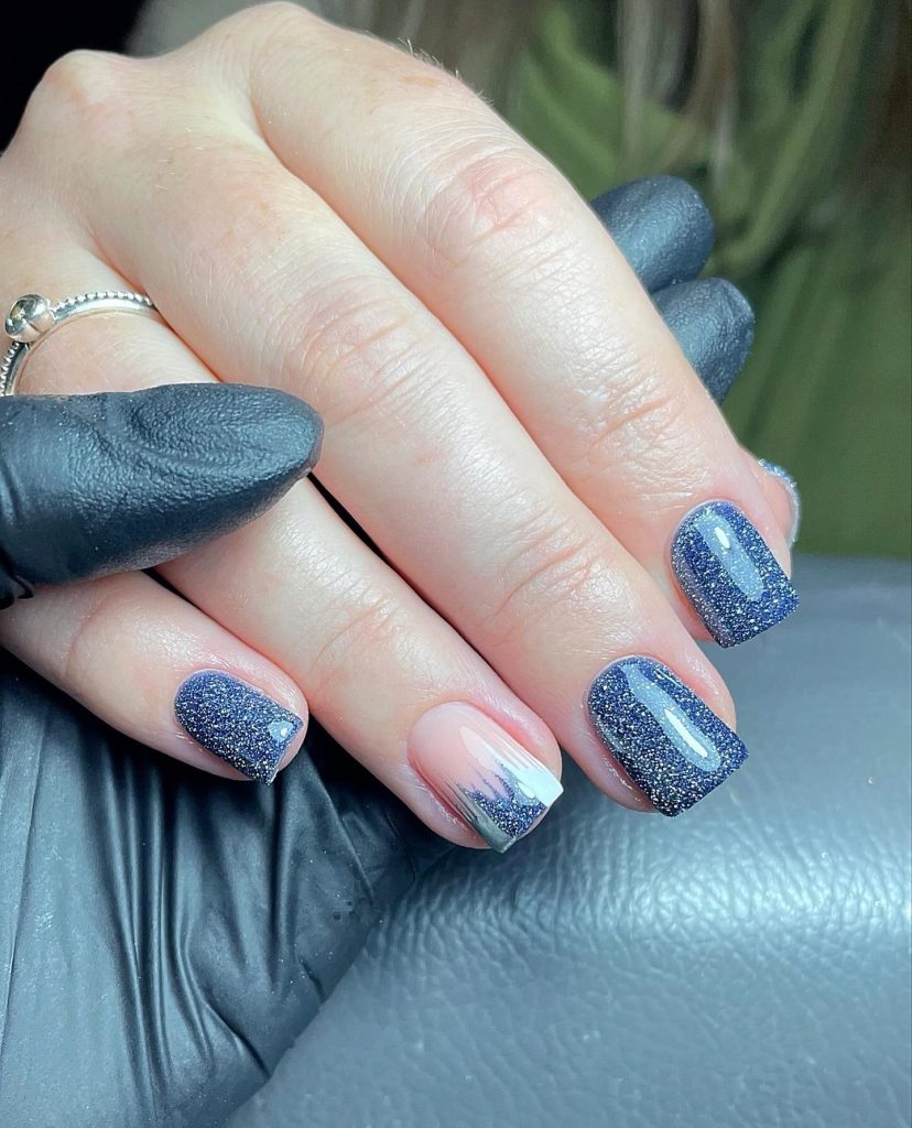 Winter Nail Designs 2024 - 2025: Chic and Elegant 23 Ideas for the Season