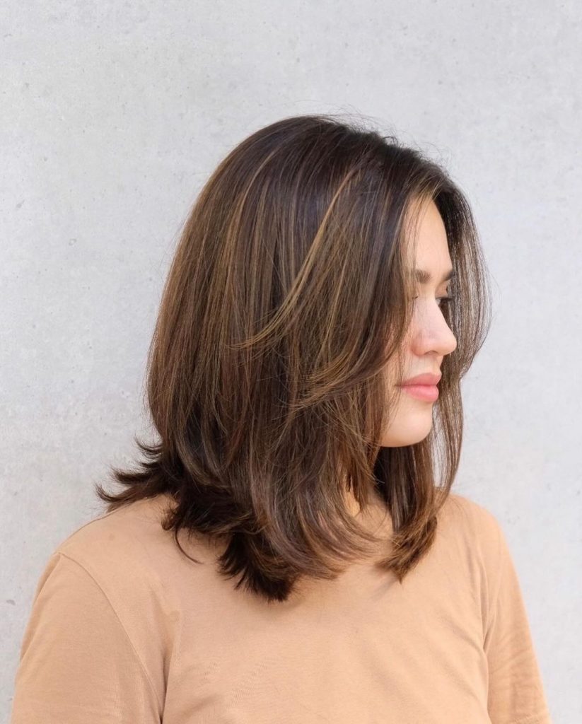 Layered Haircuts for Medium Hair 2025: Stylish and Versatile Choices 20 Ideas