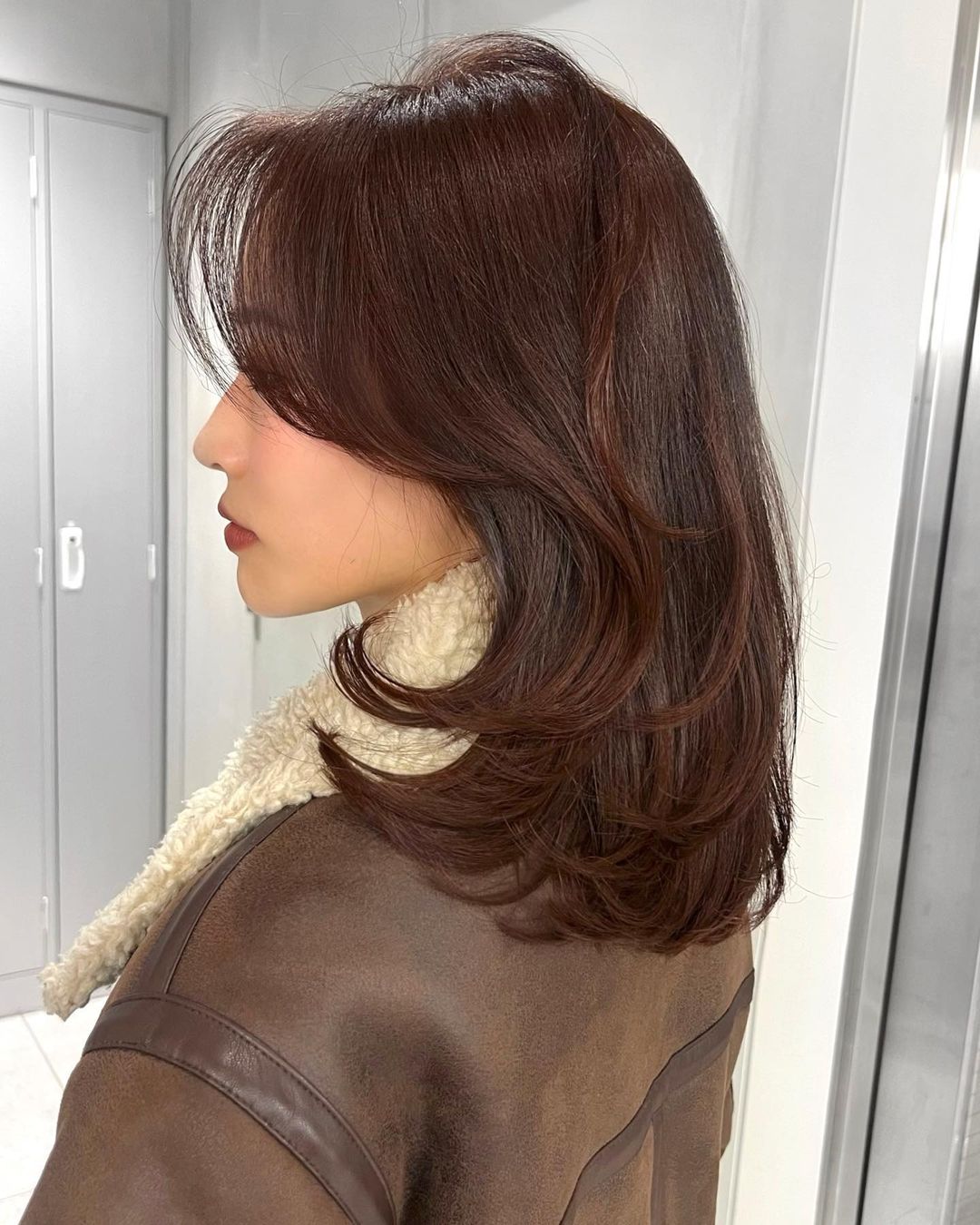 Layered Haircuts for Medium Hair 2025: 20 Trendy Ideas for Every Style