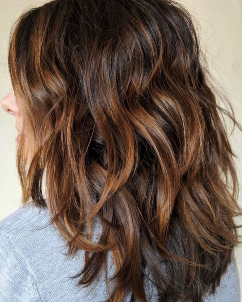 Layered Haircuts for Medium Hair 2025: Stylish and Versatile Choices 20 Ideas