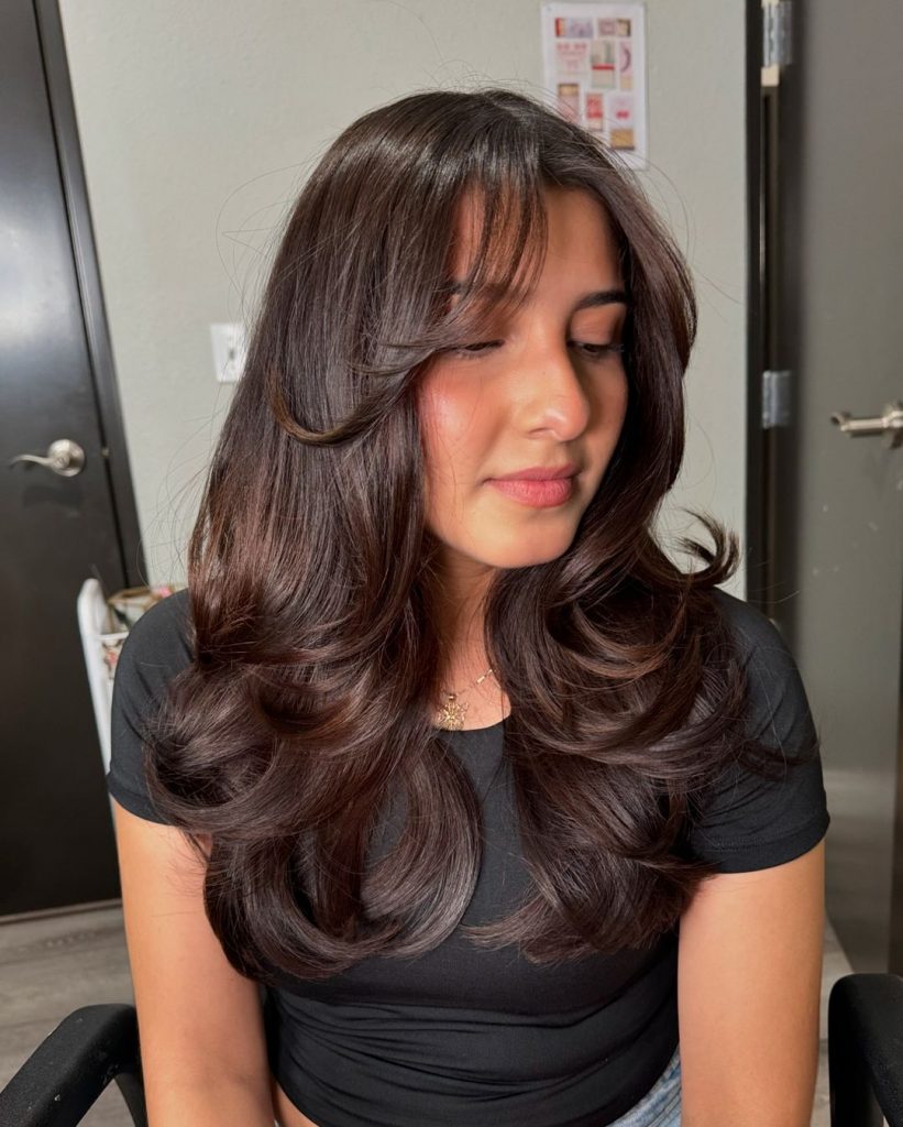 Medium Length Hair with Layers 22 Ideas: The Perfect Blend of Style and Versatility