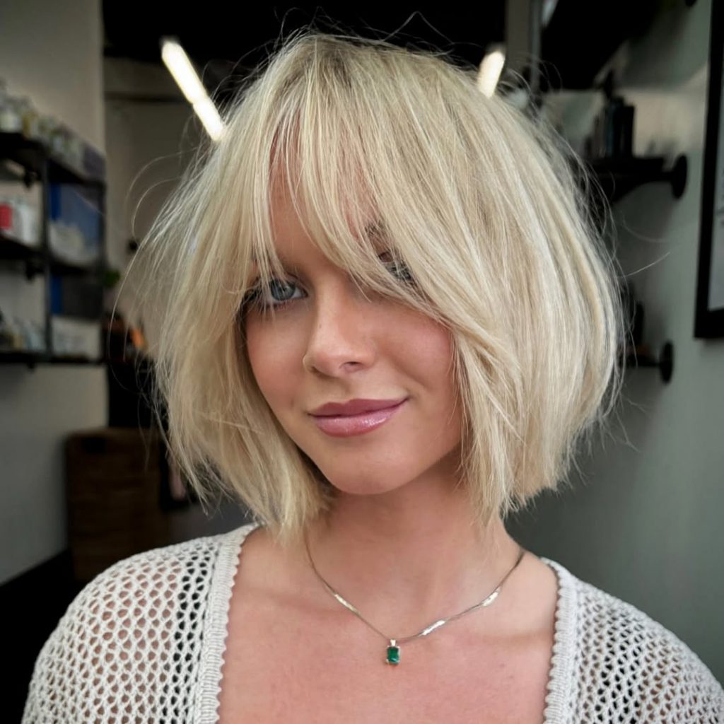 French Bob with Bangs 2025: The Iconic Hairstyle Reinvented 20 Ideas