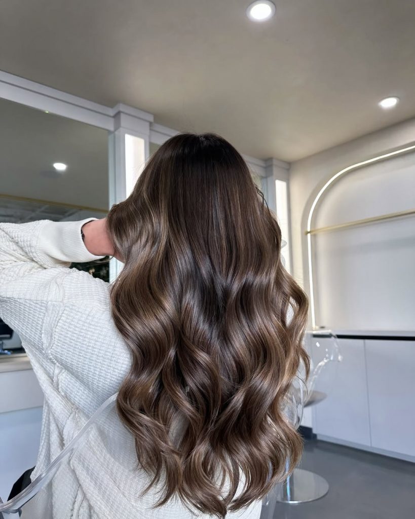 Dark Caramel Balayage: A Timeless Trend for Every Hair Type 22 Ideas