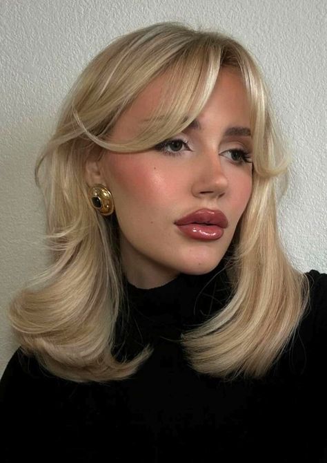 90s Layered Hair 2025: Timeless Styles Revamped 21 Ideas