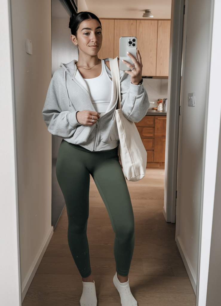 Spring Legging Outfit 20 Ideas 2025