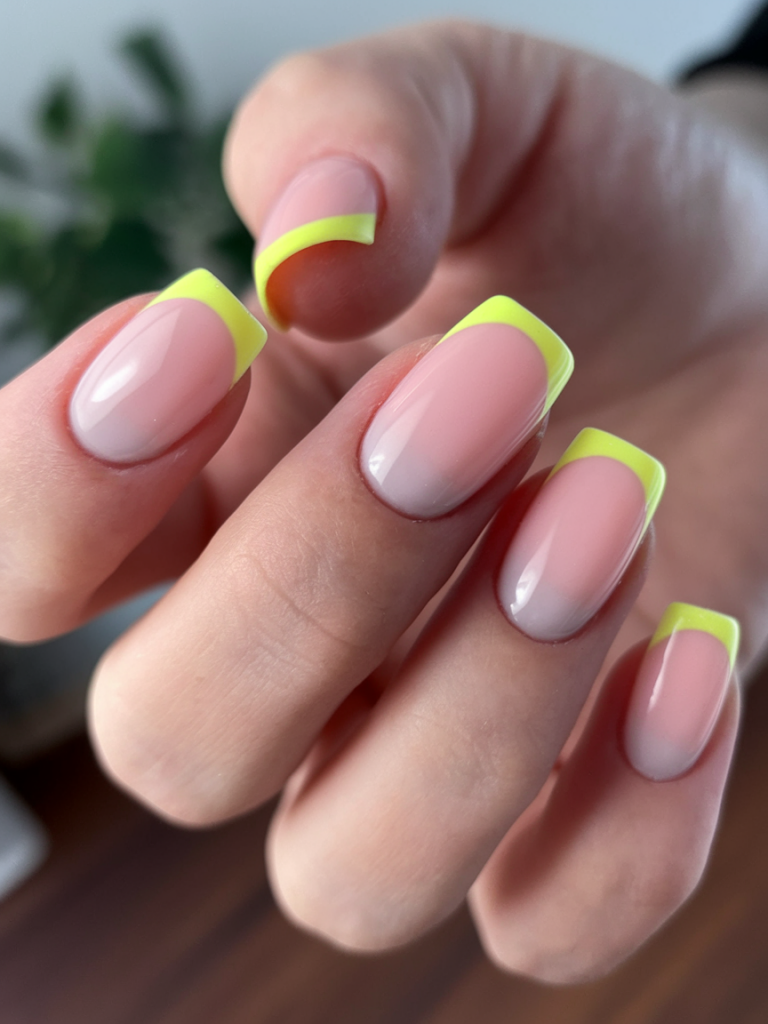 Spring French Tip Nails Ideas 2025 – 20 Cute & Colorful Designs for Every Style