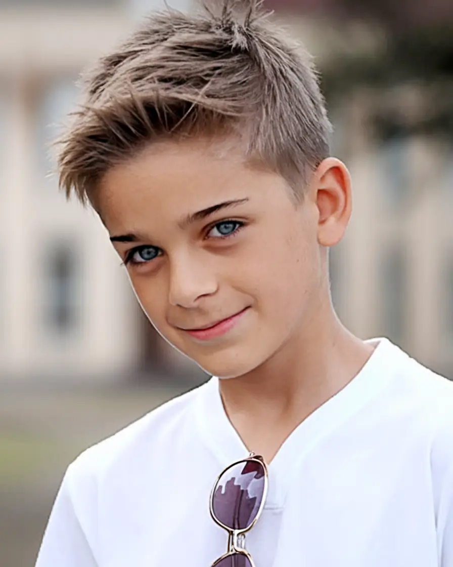 Trendy Boys Haircuts for Summer 2025 – Fresh Styles Messy Layered Cut with Windy Texture