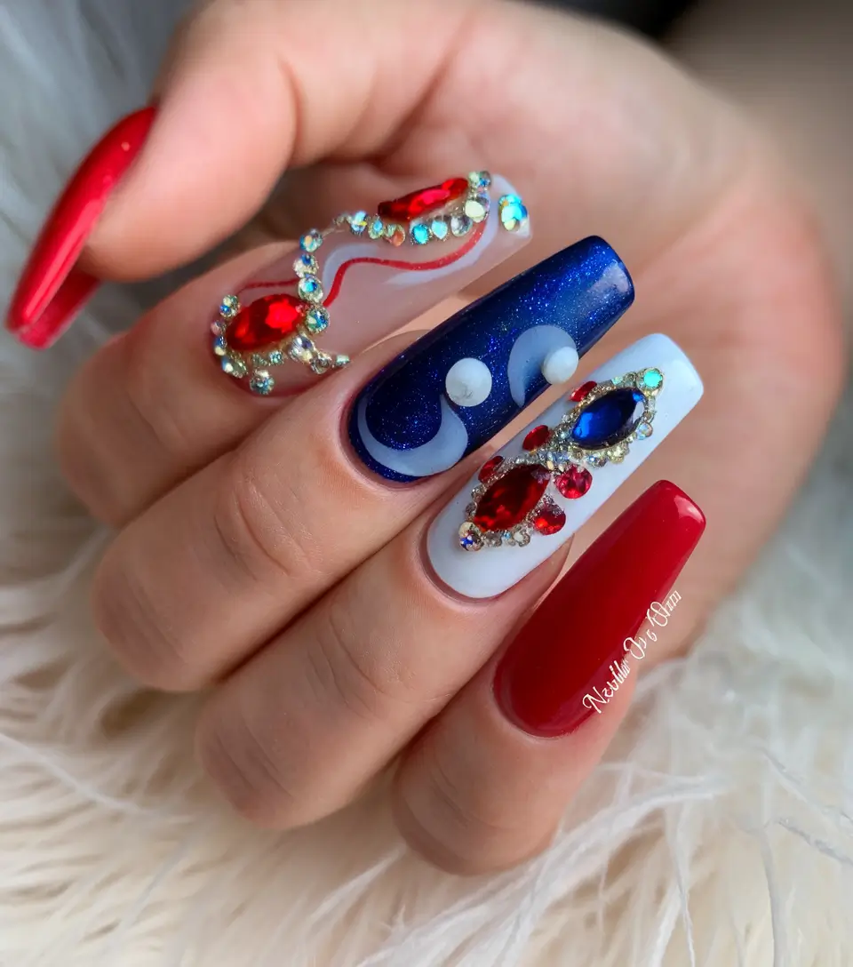 July 4th 2025 Nails You’ll Obsess Over: The Best Short & Classy Holiday Designs