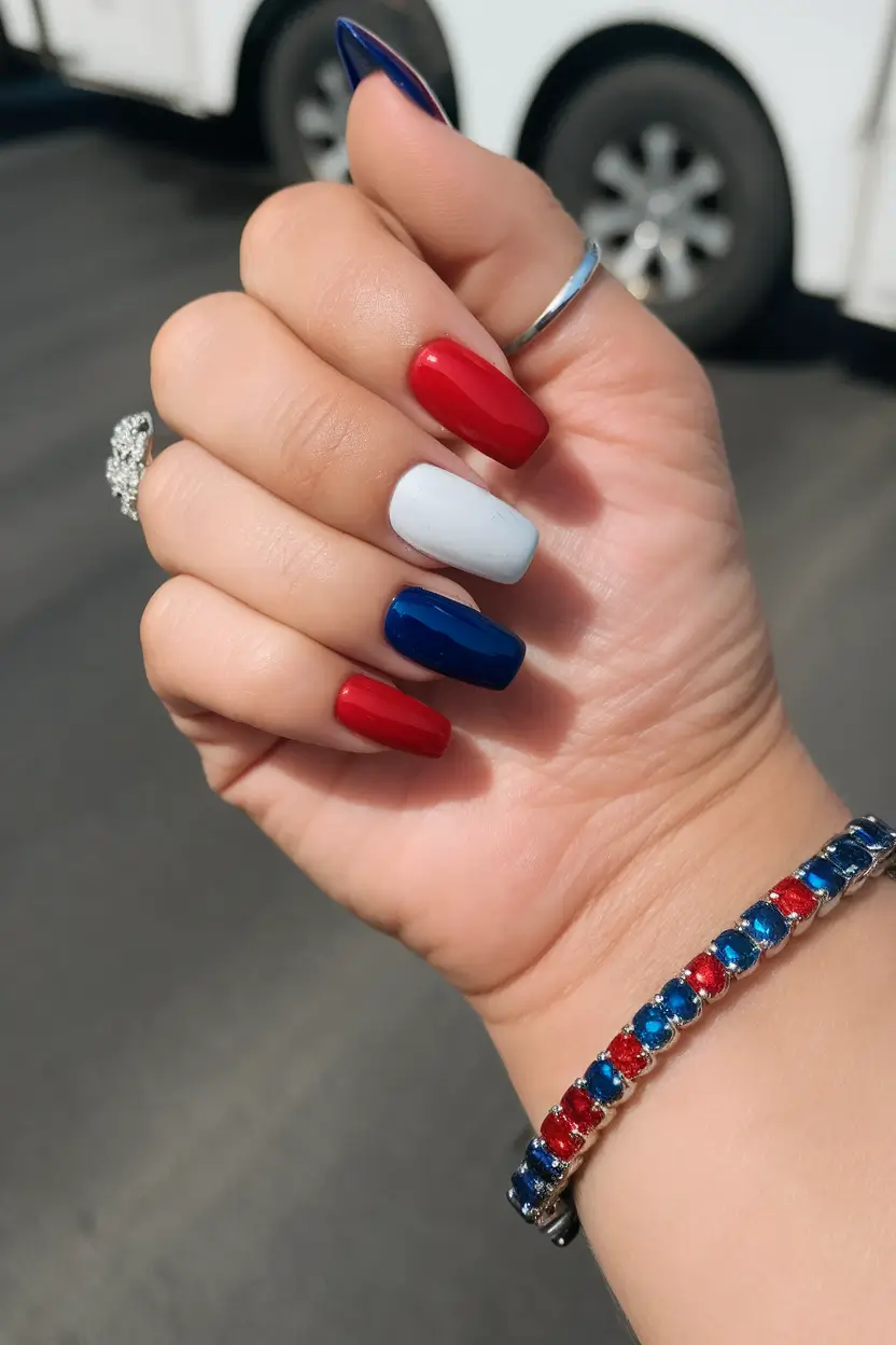 July Nails You’ll Want in 2025: Bold, Fun & Summer-Ready Designs