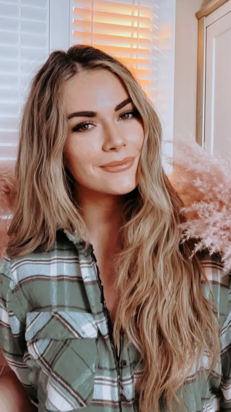 August hair color ideas - summer trends for 2025 | Sandy Wheat Waves